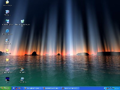 Desktop_11-09-05.JPG (88.06 KiB) 61621 mal betrachtet Main_PC